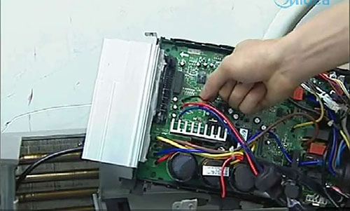 大庆市美的空调电话是多少